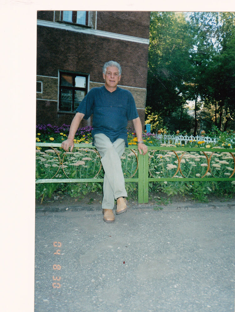  23361638  Wiktor, 75 ,    