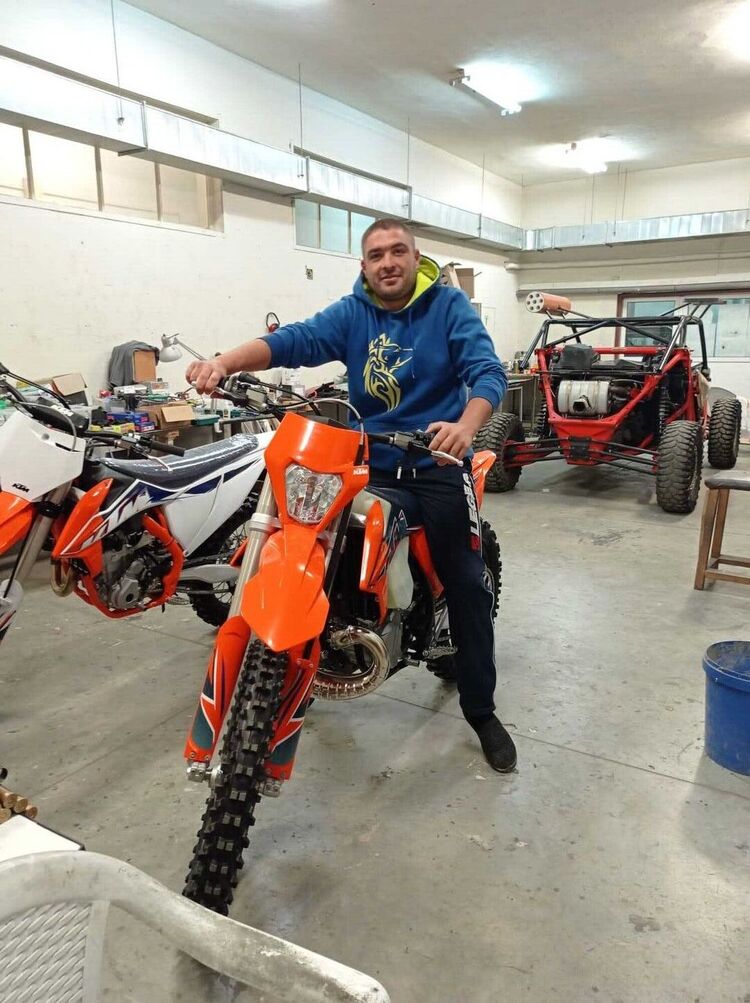  ,   , 31 ,   c 