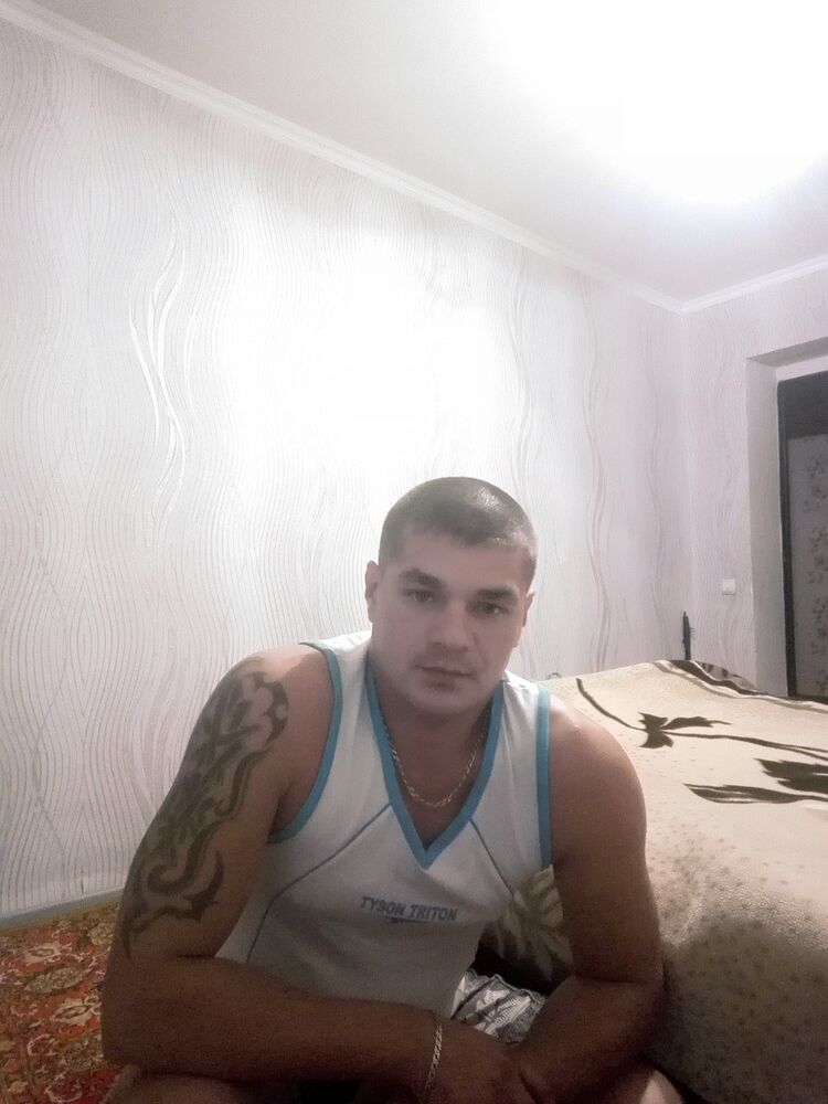  10884118  , 41 ,    
