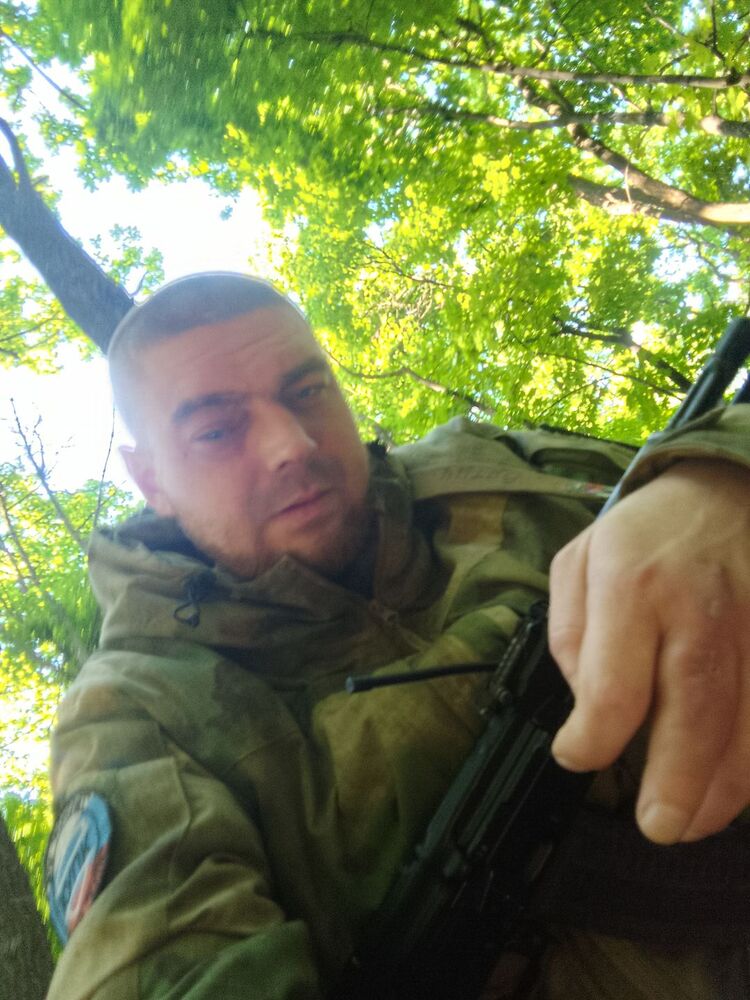  42970718  , 37 ,    