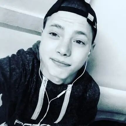  29353838  Kirill, 24 ,     