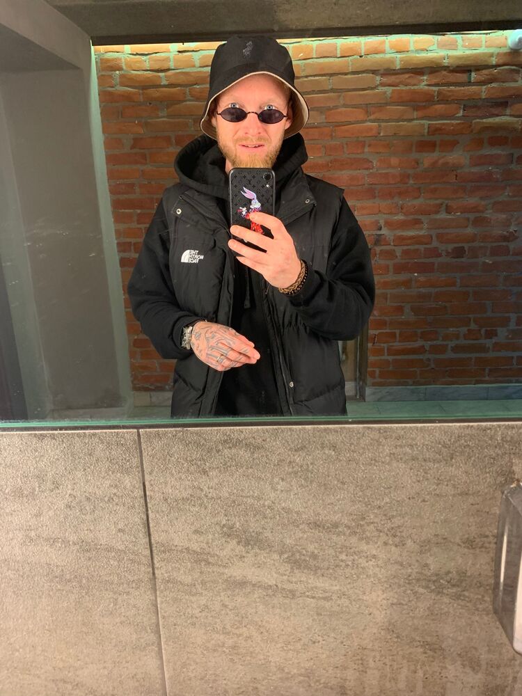  45970468  , 32 ,    