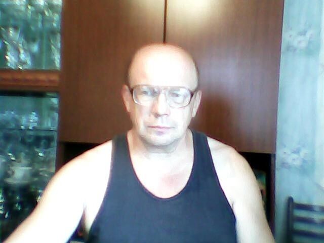  7737838  Alexandr, 67 ,    