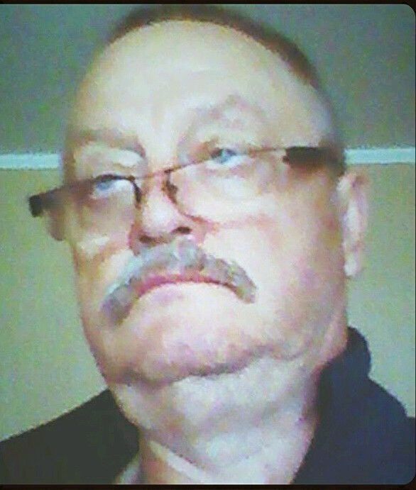  18743208  Nick, 72 ,    