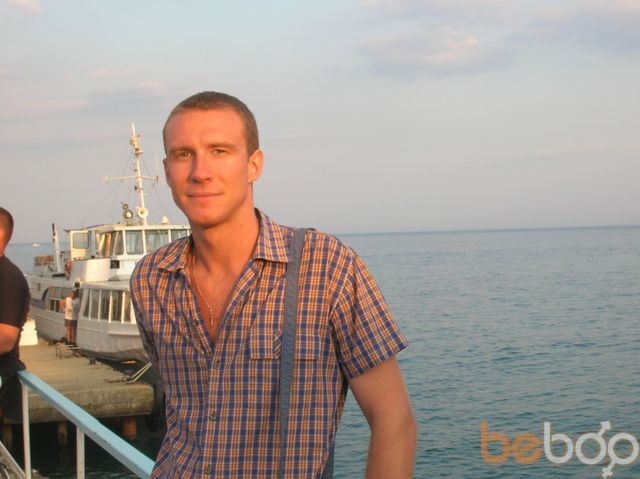  1012618  Konstantin, 38 ,    