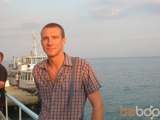  ,   Konstantin, 37 ,  