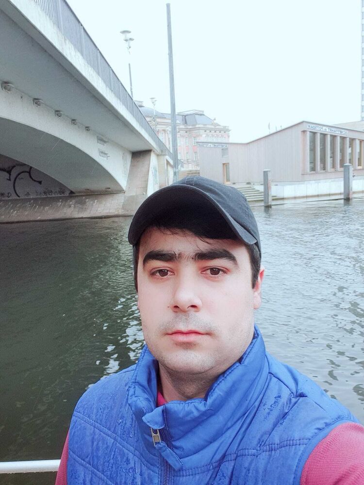 44637828  Bekh, 33 ,    