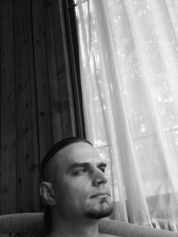  12056028  Gazykdeath, 43 ,    