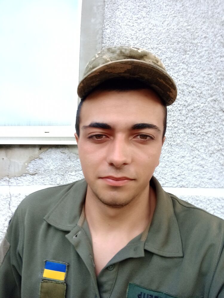  35414778  Vitalii, 23 ,    