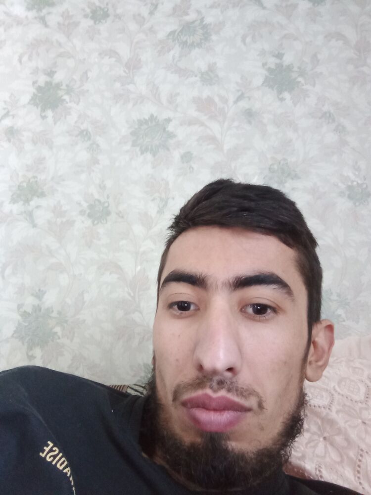  26443718  Bexruz, 31 ,    