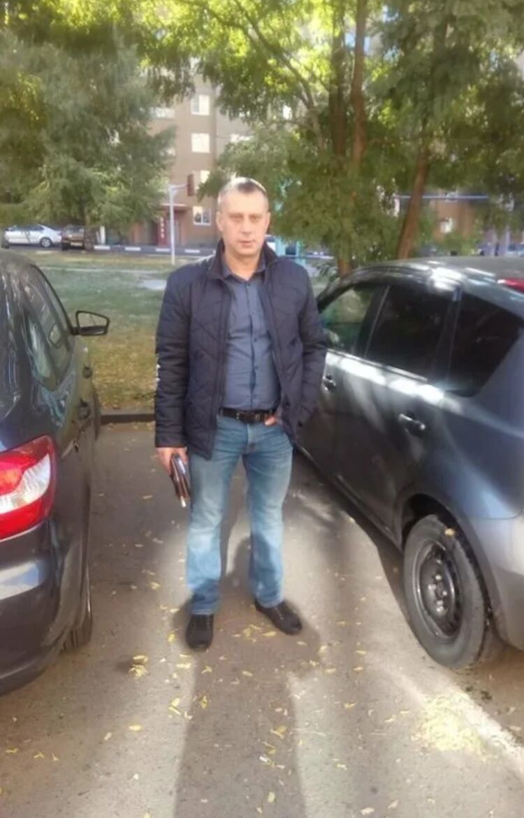   ,   Alexander, 52 ,   ,   