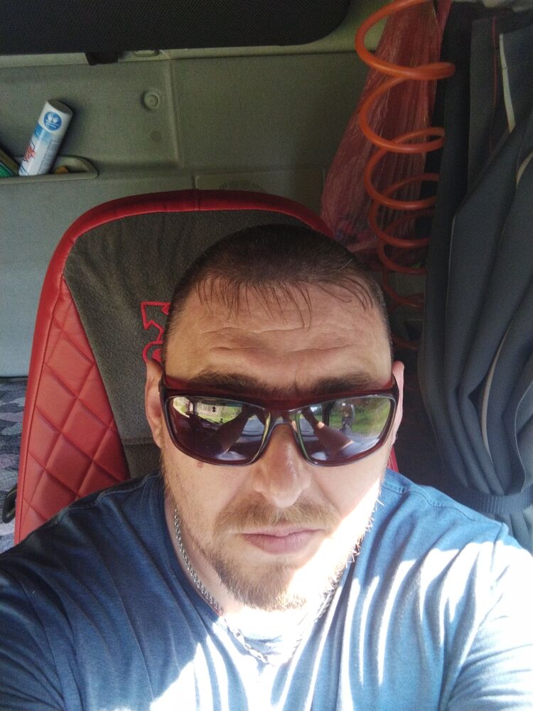  30190818  , 42 ,    