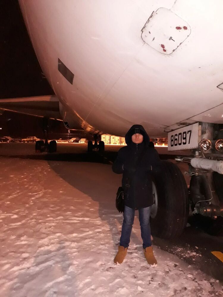  ,   Pavel, 32 ,     , c , 