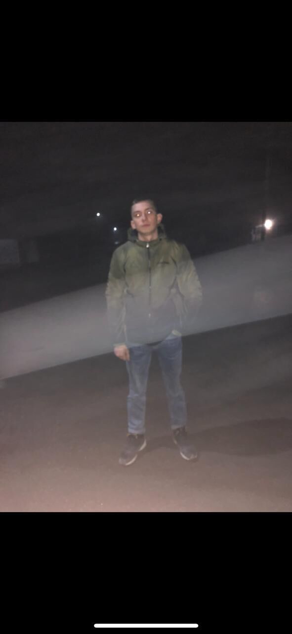  31309878  Egor, 22 ,    