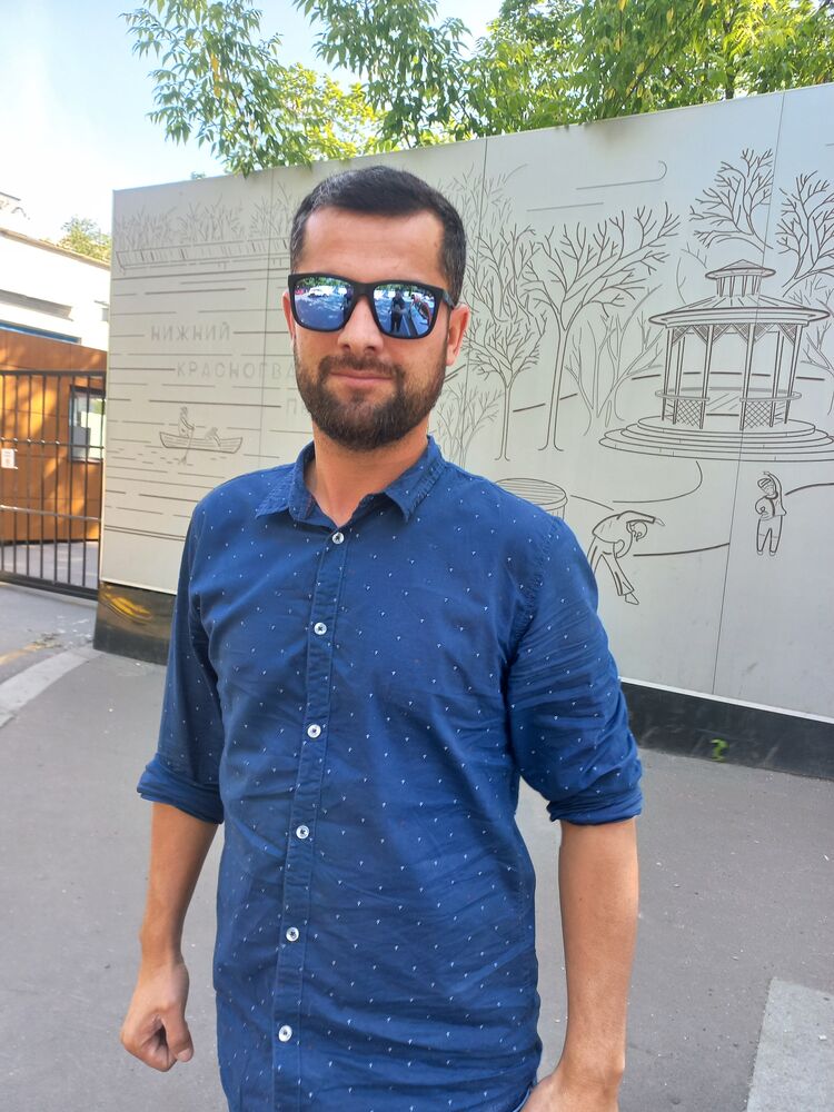  ,   Abdul, 24 ,   ,   
