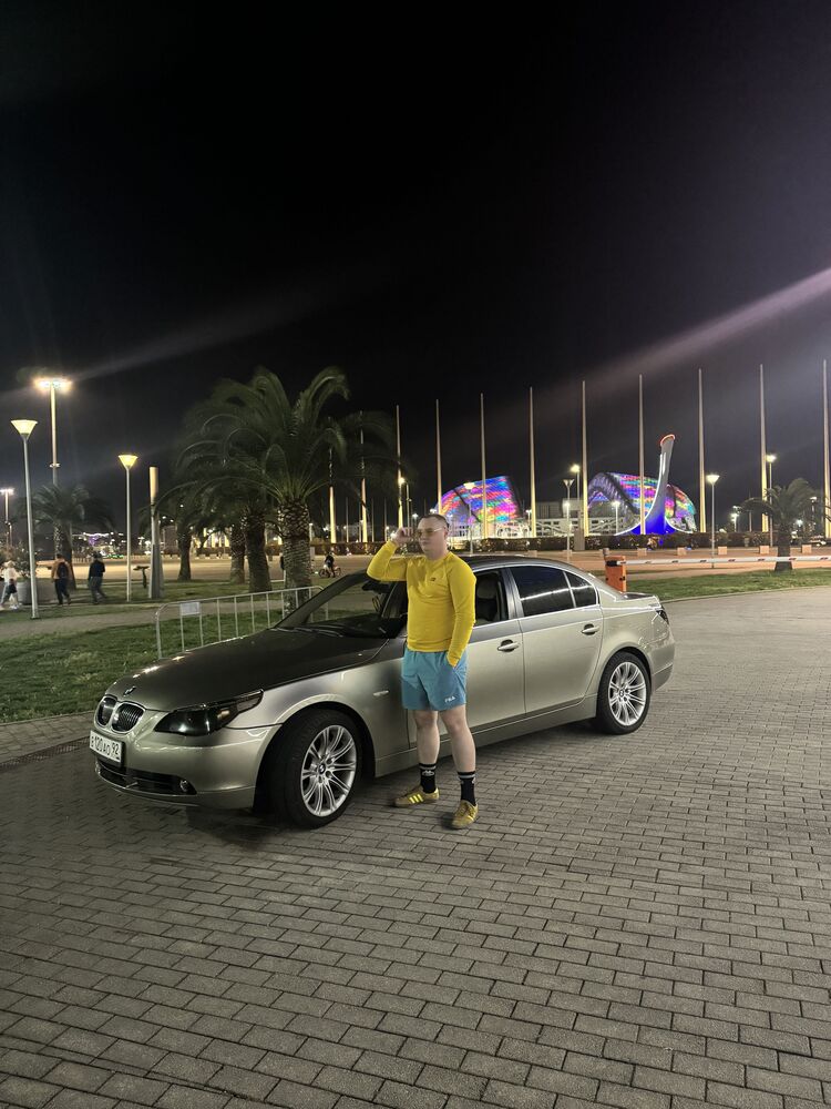  42569418  , 23 ,    