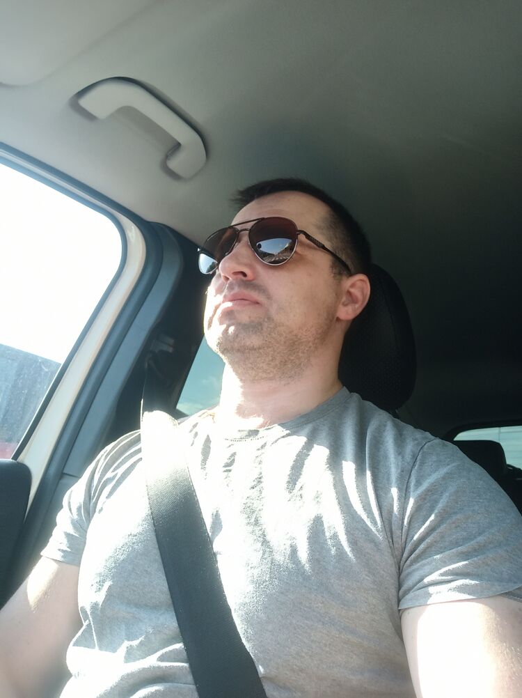  ,   Dima, 44 ,   ,   , c , 
