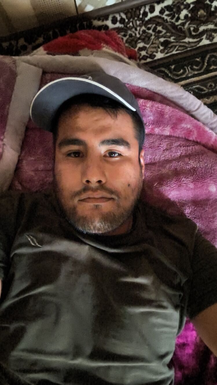  ,   Ruslan, 28 ,   ,   