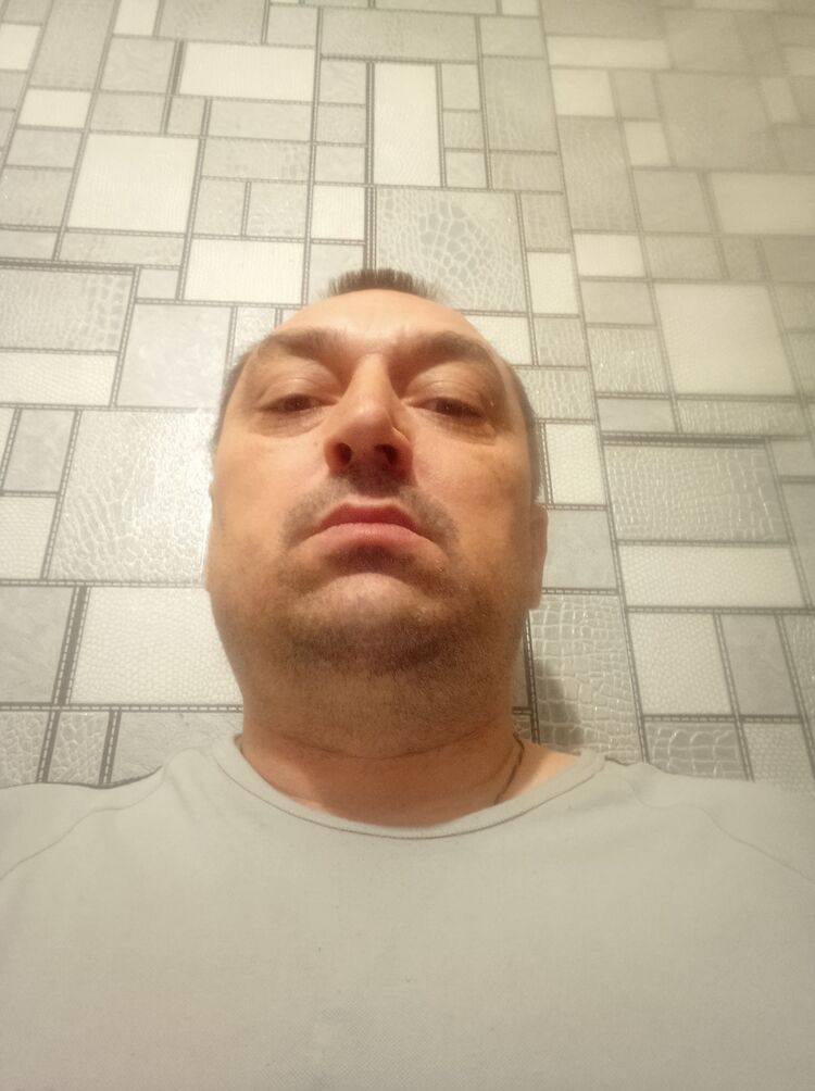  44276038  Volodya, 48 ,     