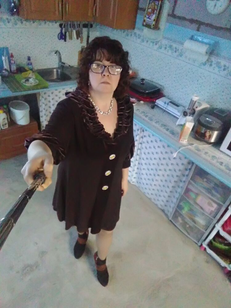  -,   Svetik, 48 ,   ,   , c 