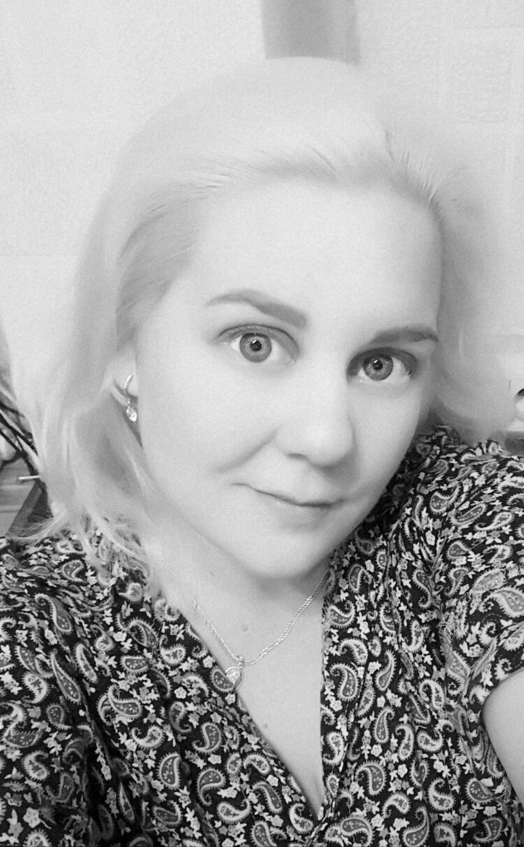  ,   Inga, 34 ,   c 