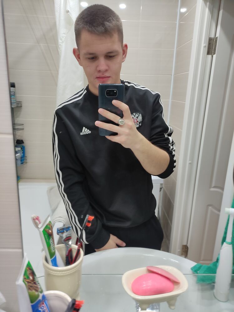  ,   Ilya, 22 ,   ,   , 