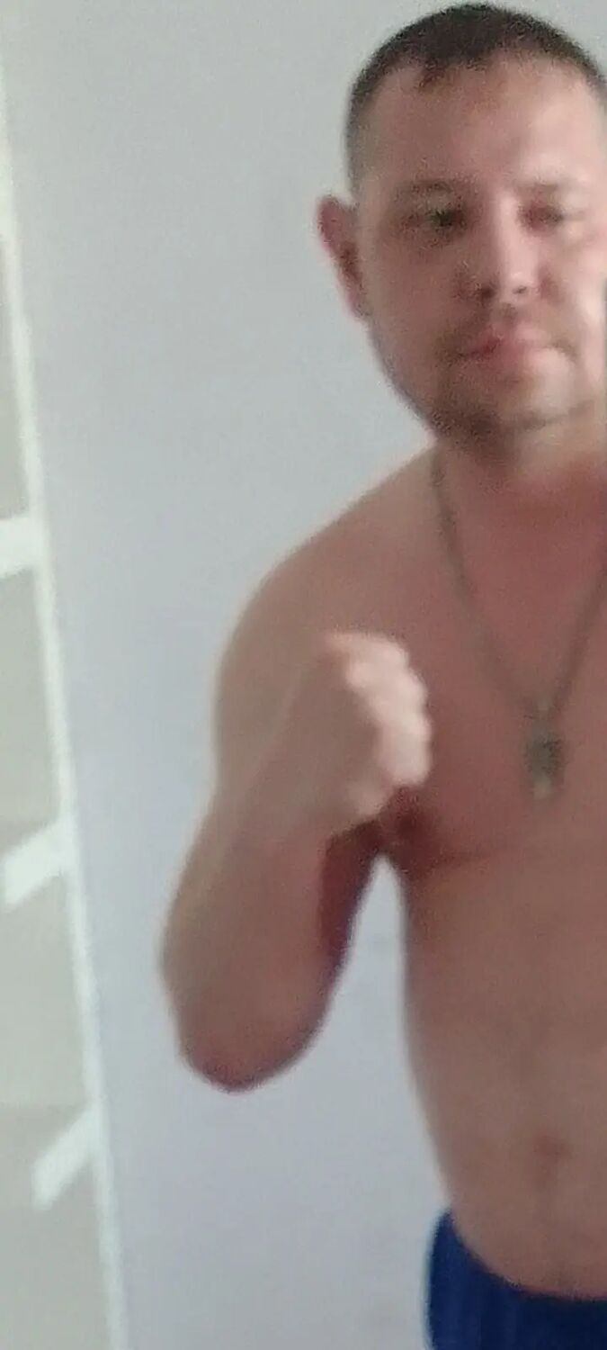  ,   Anton, 38 ,   ,   , c 