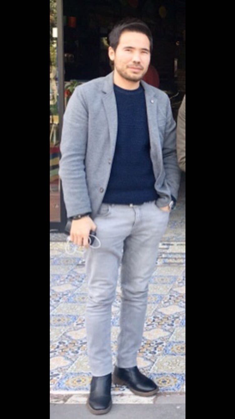  25278298  Ikram, 40 ,    