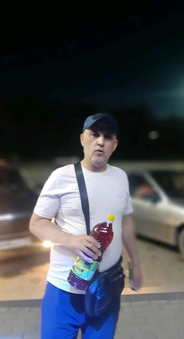  46824008  , 43 ,    