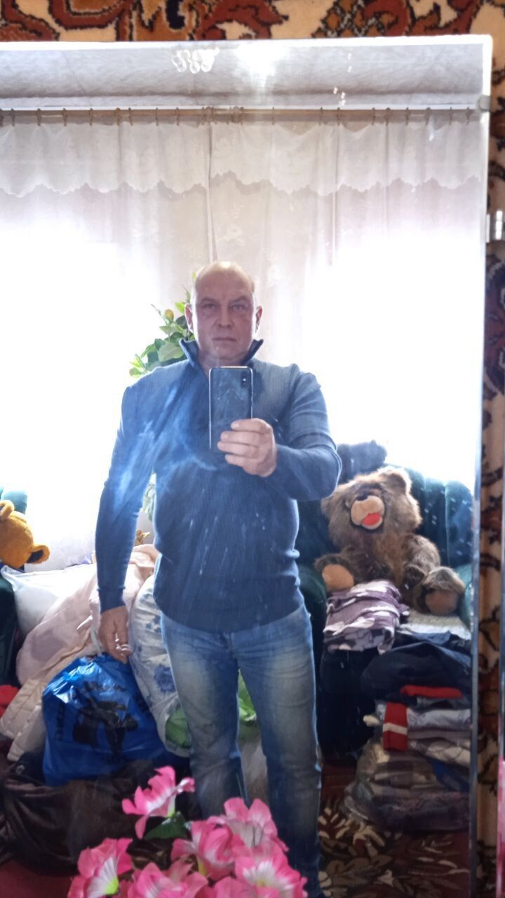 47793358  , 52 ,    
