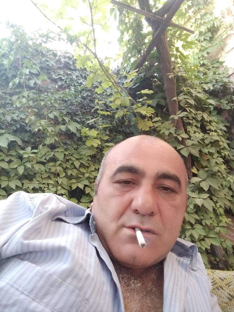  22844948  , 49 ,    