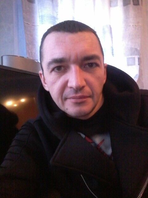  ,   Anders, 47 ,   ,   , c 