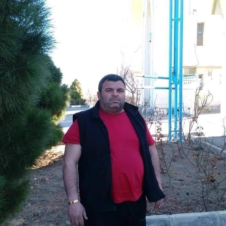  36973358  Achiko, 49 ,    