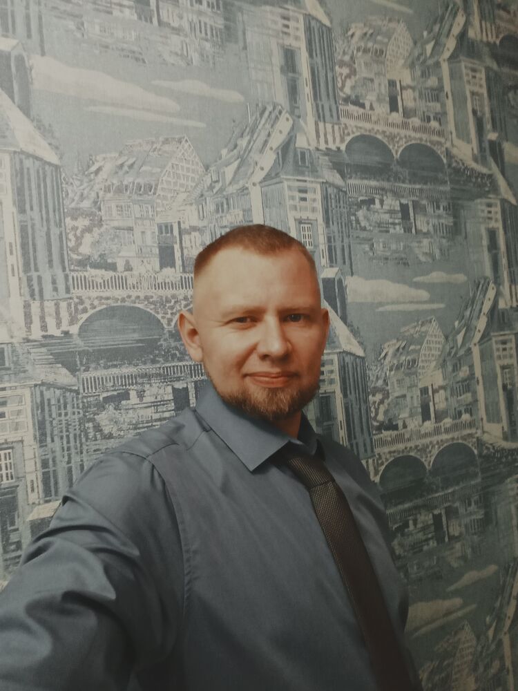  31758468  , 41 ,    