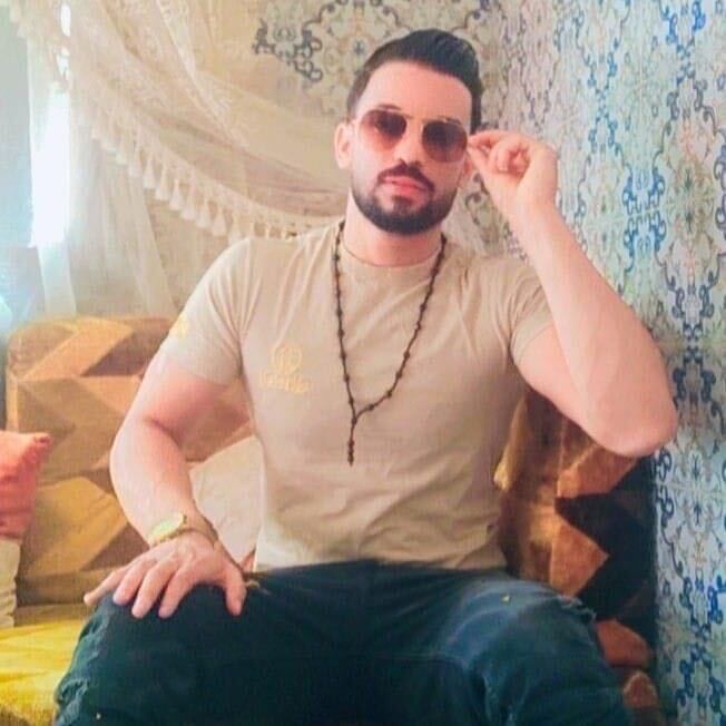  ,   Mehdi, 33 ,   ,   