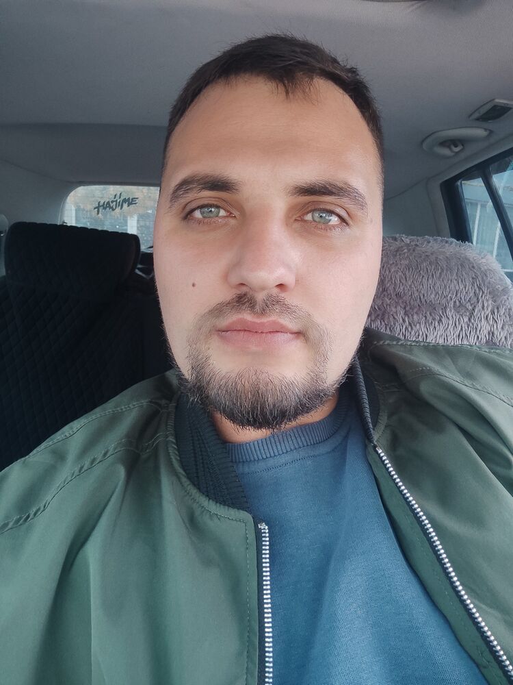  48833308  , 29 ,    