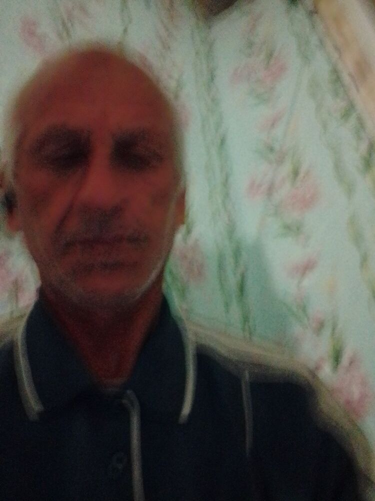  37639798  Alek, 58 ,    Banghazi