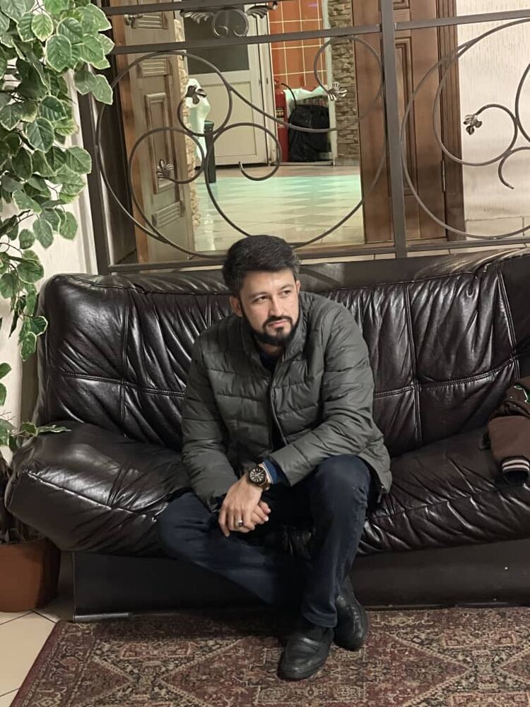   ,   Mister Fayz, 33 ,   ,   , c , 