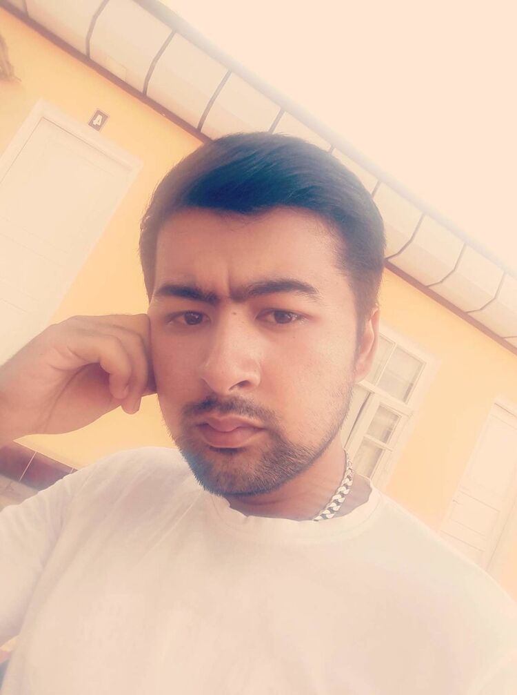  18964978  Abdujon, 31 ,    