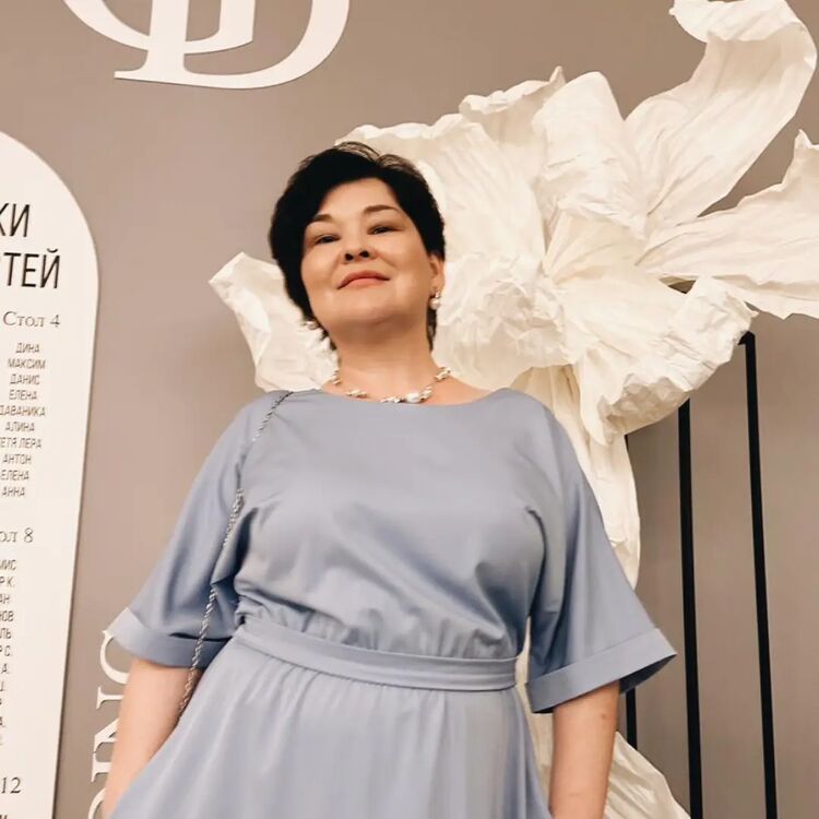  54345498  Alina, 46 ,    