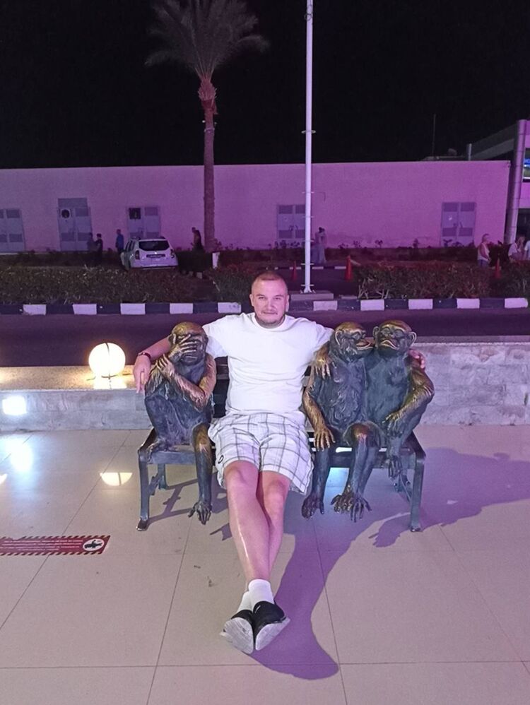  ,   Sergei, 45 ,     , c 