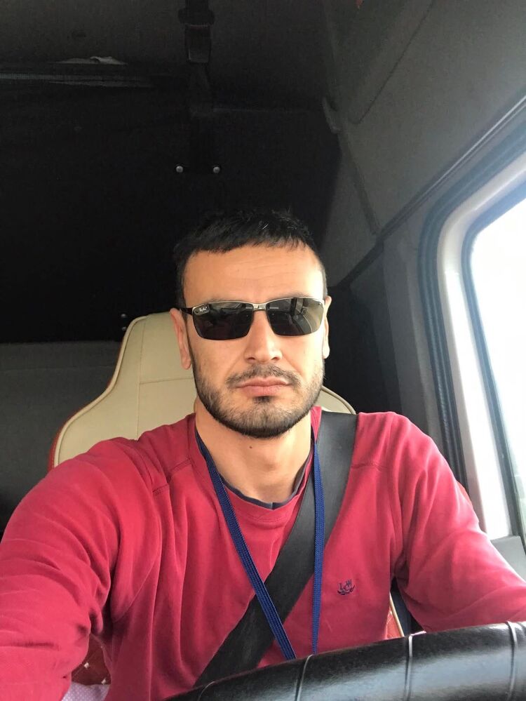  ,   Tre, 39 ,   ,   