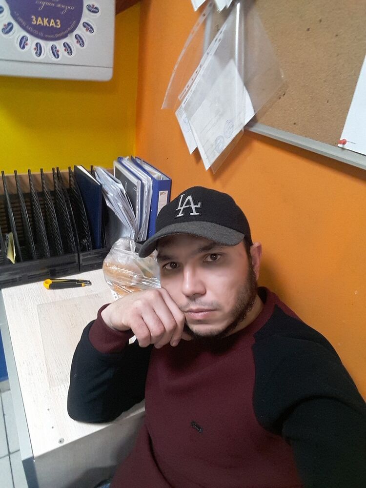  ,   Abdullaziz, 37 ,   ,   , c 