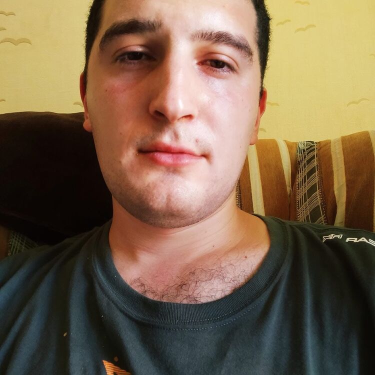  ,   Elyaz, 33 ,   ,   , c , 