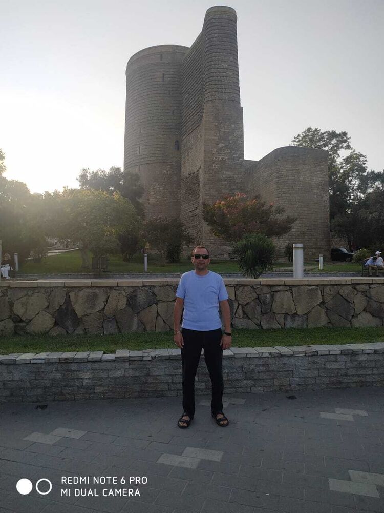  28453818  Zaur, 44 ,    