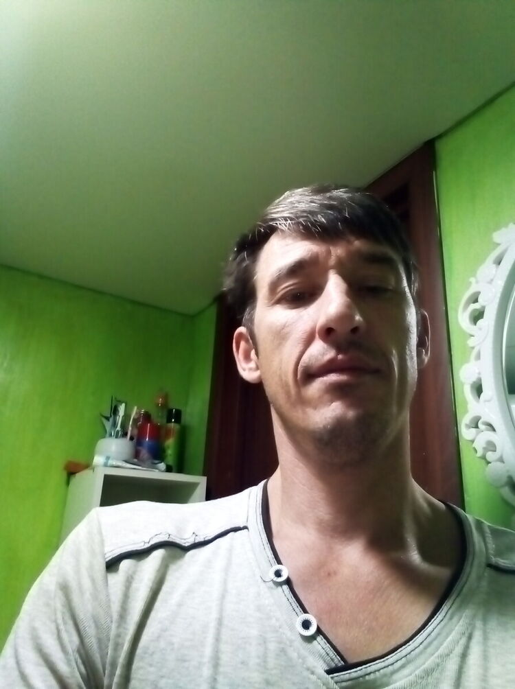  21184298  , 46 ,    