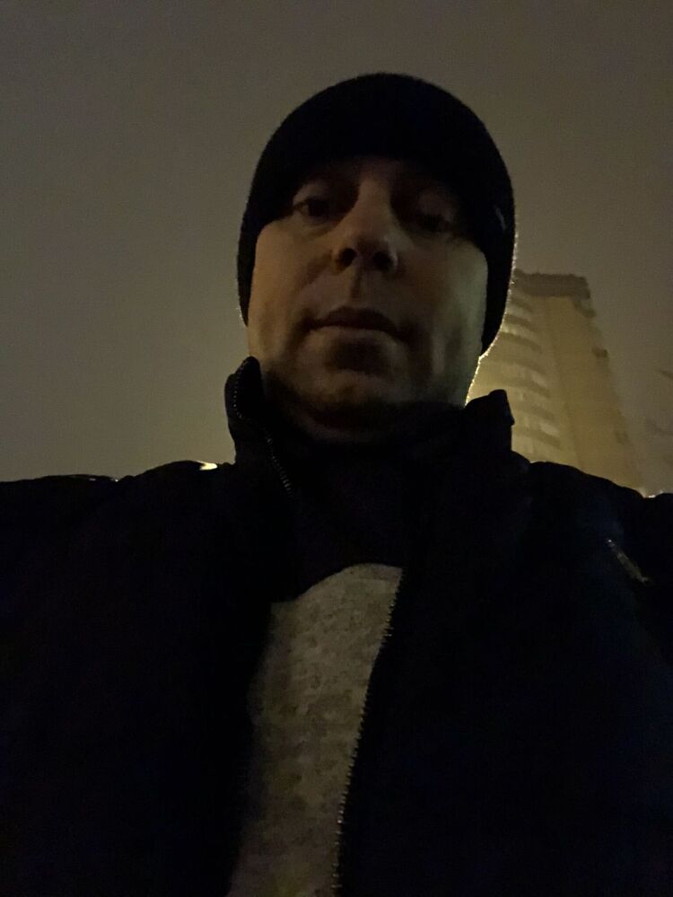  49452278  Vanek, 44 ,    