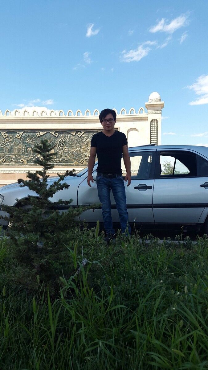  ,   Ruslan, 31 ,   ,   , c 