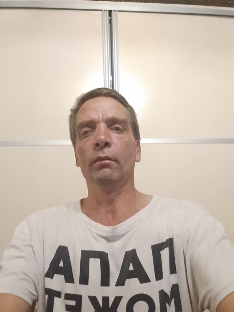  52898078  , 45 ,    