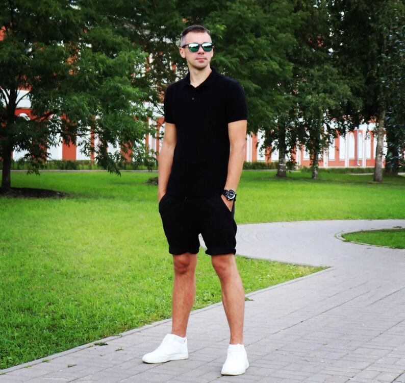   ,   Roman, 31 ,   ,   